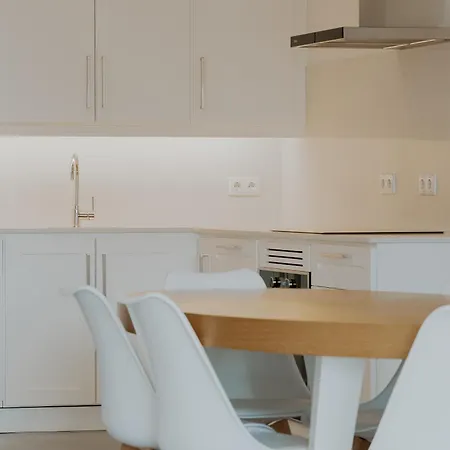 Mupa Apartment *