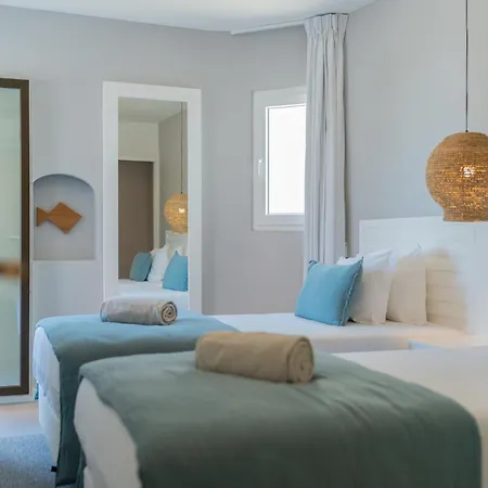 Mupa * Αλμπουφέιρα